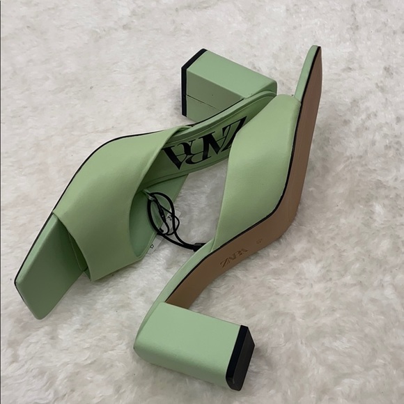 Zara leather green square toe slip on sandal - Picture 7 of 16